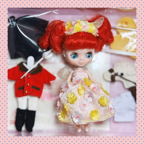 Petite blythe cinema princess - petite,